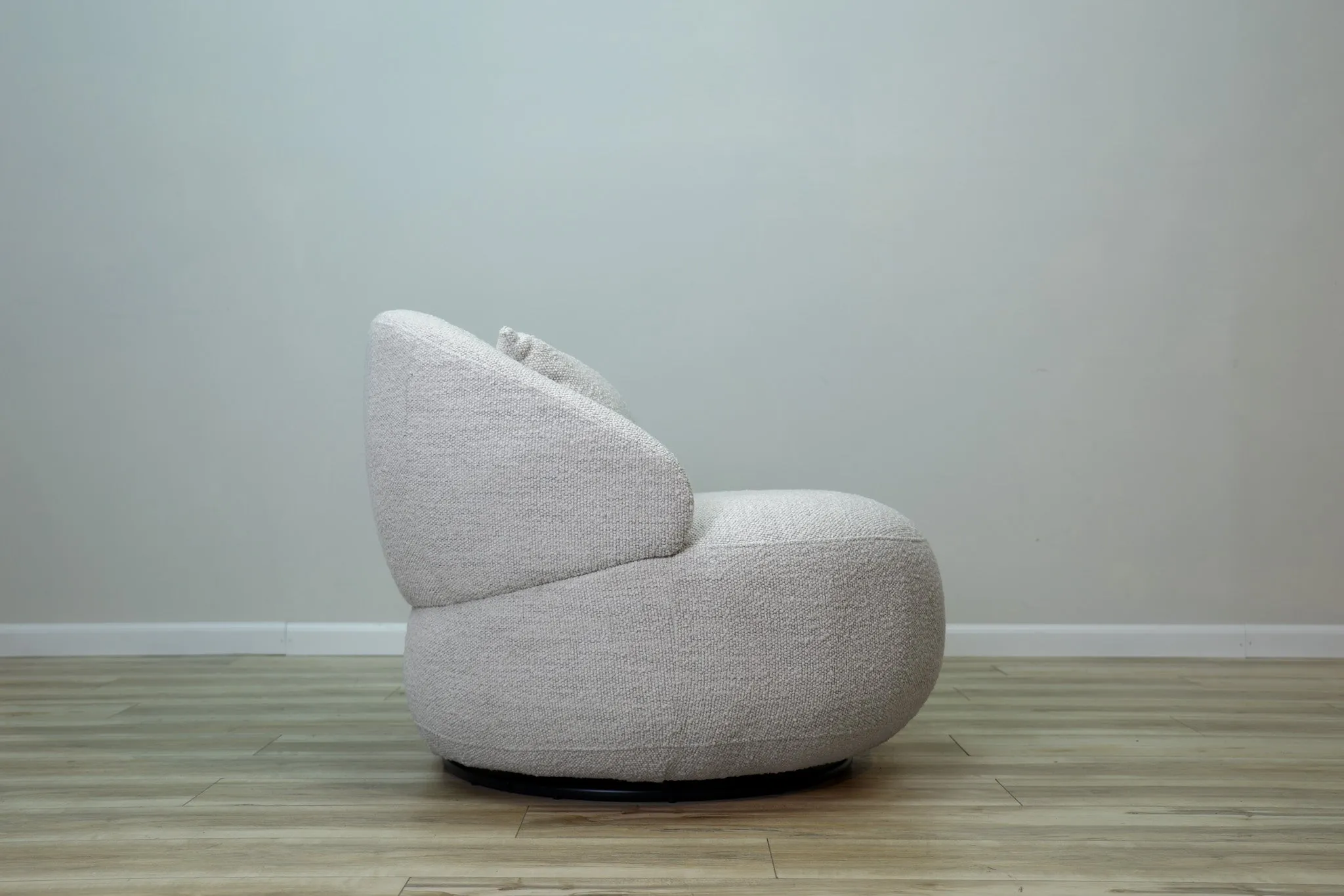Athena Swivel Chair