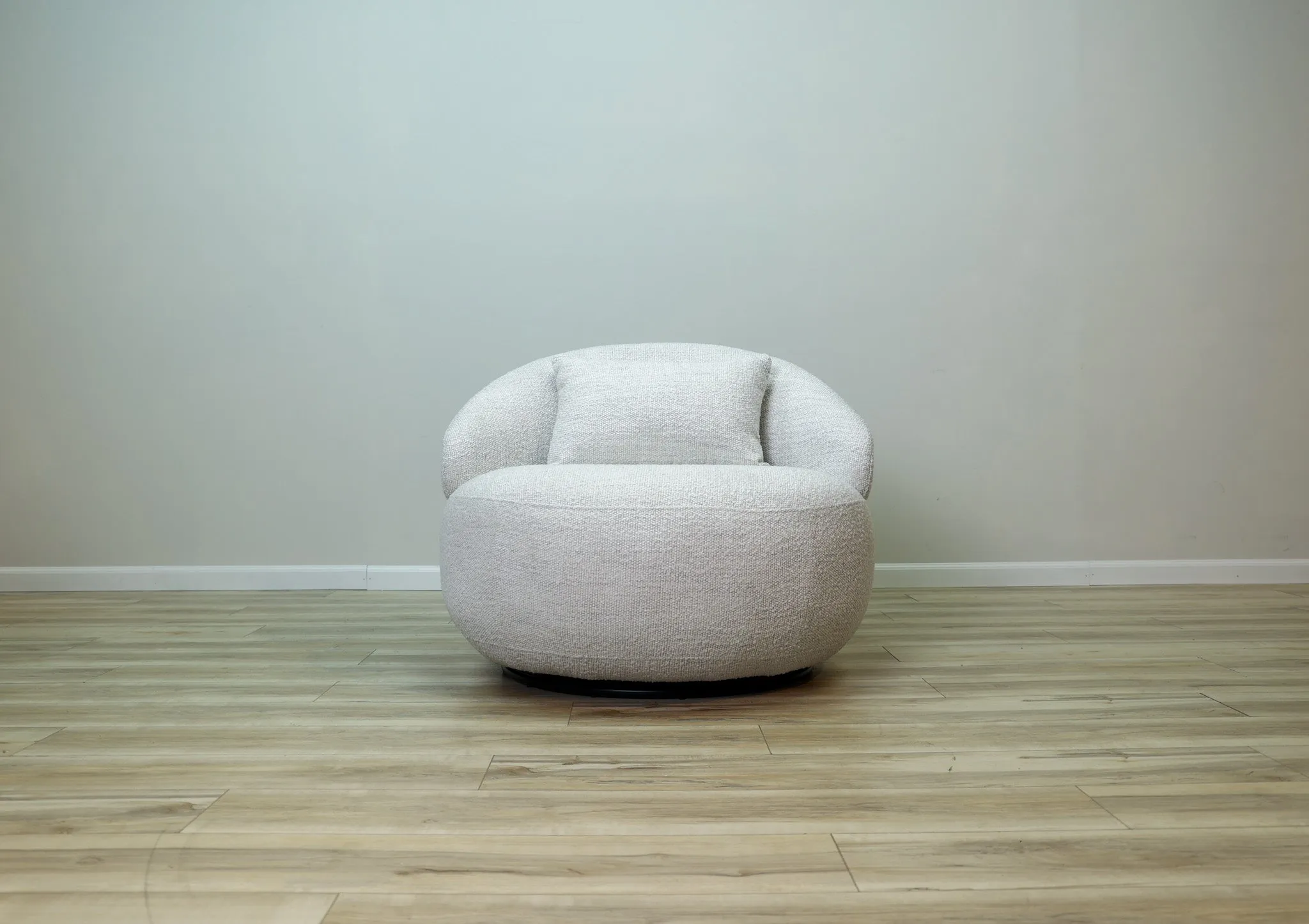Athena Swivel Chair