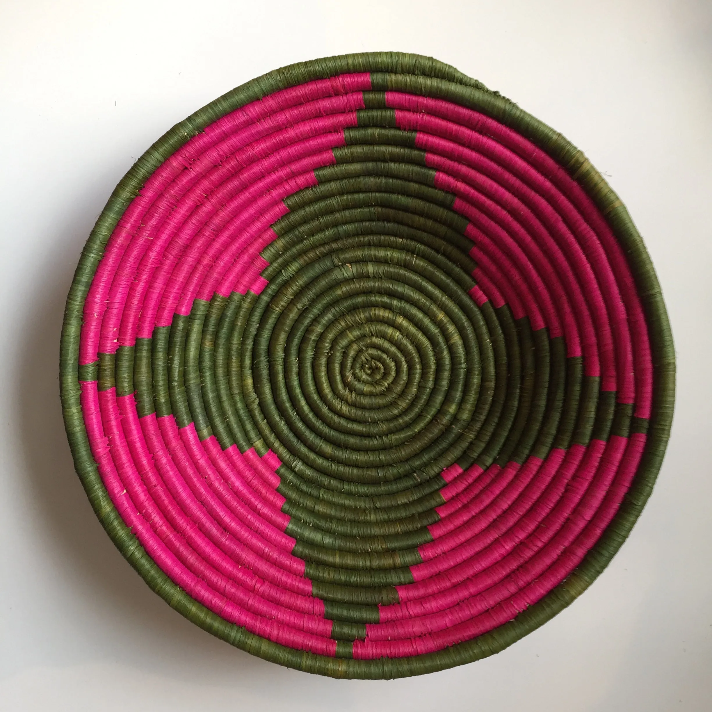 Majani Bowl