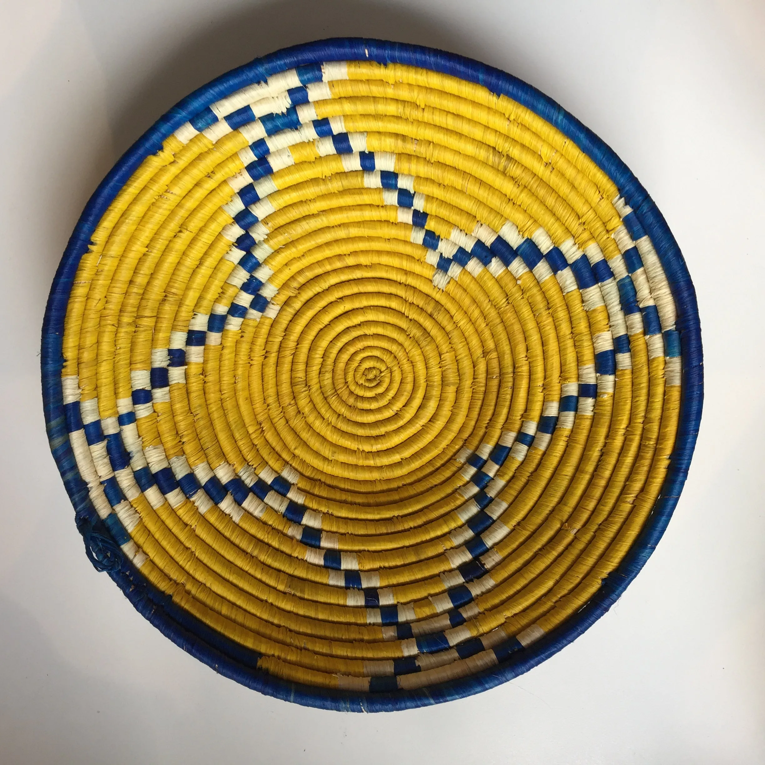 Majani Bowl