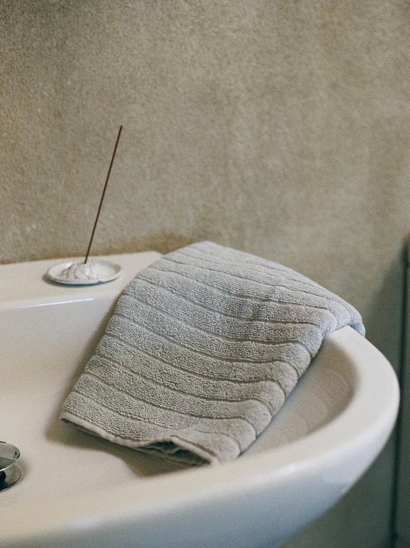 Tama Hand Towel - Lake